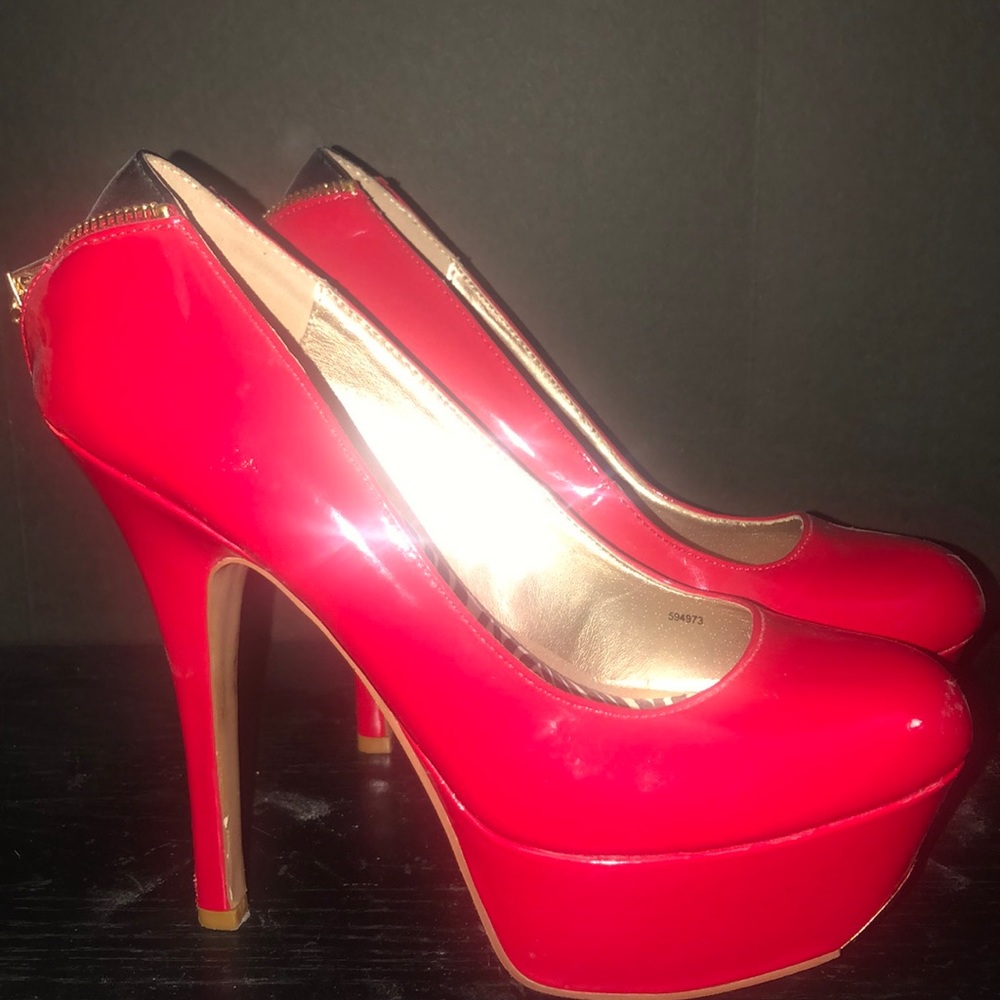 Red heels (Platform)